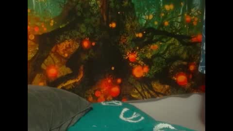 Snapshot of theplayfulbbw chatting on October 19, 3:07 am Amelia online show from October 19, 3:07 am