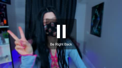 thepretty_kitty online show from November 10, 7:51 am