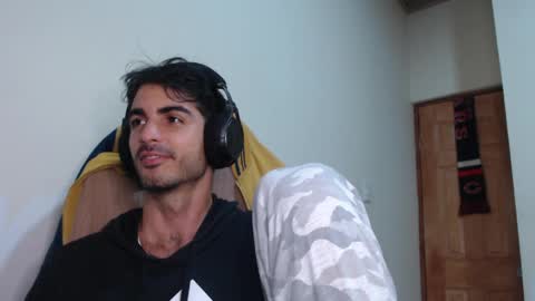 Santiago Enrique online show from April 23, 3:52 am