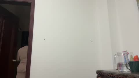 therealcamilabaddie online show from January 27, 11:00 pm