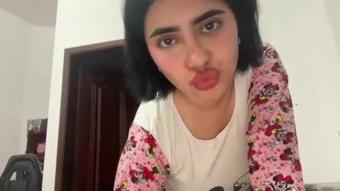 therealcamilabaddie online show from February 19, 4:55 am