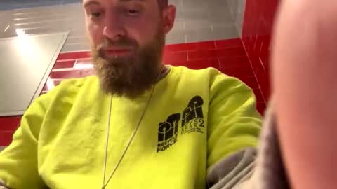 therealest2323 online show from April 20, 11:39 pm