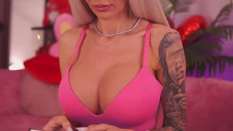 Deea  online show from January 6, 5:33 am