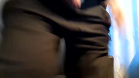 Snapshot of therealholland1979 chatting on January 1, 3:35 pm therealholland1979 online show from January 1, 3:35 pm