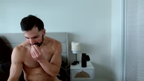 Yoshi online show from January 18, 7:39 pm