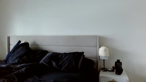 Yoshi online show from March 17, 6:33 pm