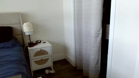 Yoshi online show from April 5, 6:05 pm