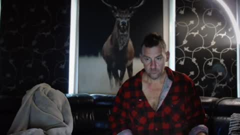 Snapshot of therealkurva4u chatting on July 16, 1:33 am therealkurva4u online show from July 16, 1:33 am