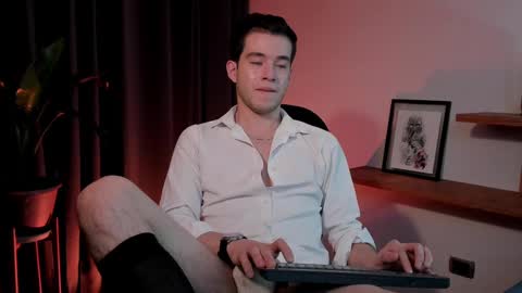 Snapshot of therealmartincox chatting on February 26, 12:05 am 4th online show from February 26, 12:05 am