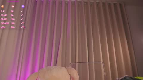    online show from March 26, 10:21 am