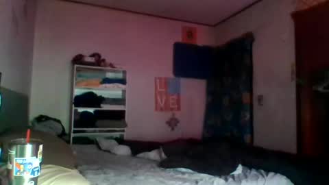 therealprimitive online show from September 22, 5:04 pm