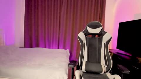 Snapshot of theresajhones chatting on October 15, 4:56 am Theresa online show from October 15, 4:56 am