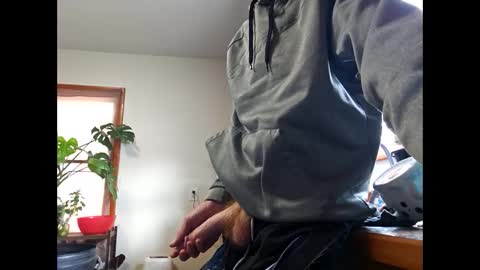 therizzler_1_of_1 online show from November 1, 4:09 pm