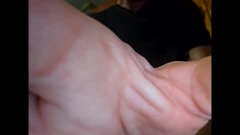 therizzler_1_of_1 online show from November 7, 8:42 pm