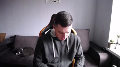 Nick   online show from November 8, 10:15 am