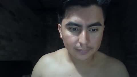 Snapshot of therondevereaux chatting on December 16, 2:05 am Theron Devereaux online show from December 16, 2:05 am