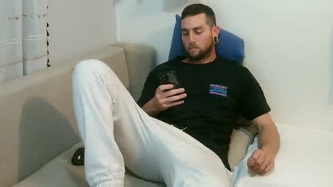 Snapshot of thesagie chatting on December 12, 11:03 pm VEGAS online show from December 12, 11:03 pm