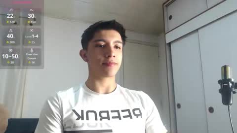 thesaint_xxx online show from March 17, 4:50 am