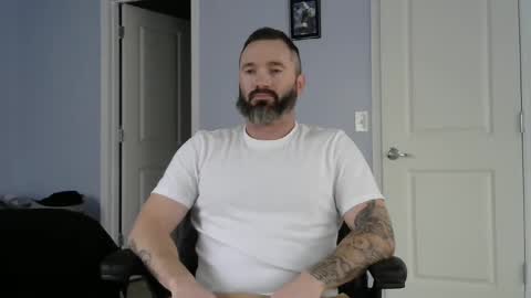 James online show from December 1, 6:08 pm