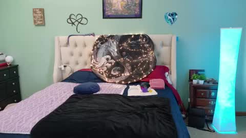 TheSexualDragon online show from April 16, 4:19 pm