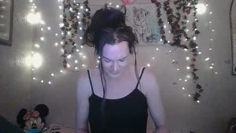 Snapshot of thesillymillie chatting on January 21, 10:30 pm sillymillie0 online show from January 21, 10:30 pm