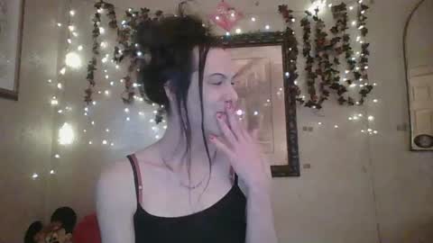 sillymillie0 online show from January 11, 7:52 pm