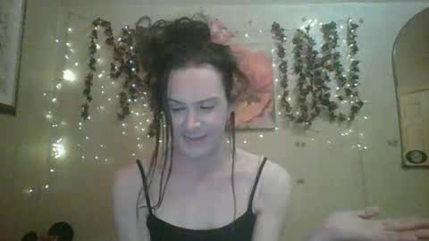 sillymillie0 online show from April 16, 9:26 pm