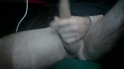 thesixpack_ online show from December 6, 7:12 pm