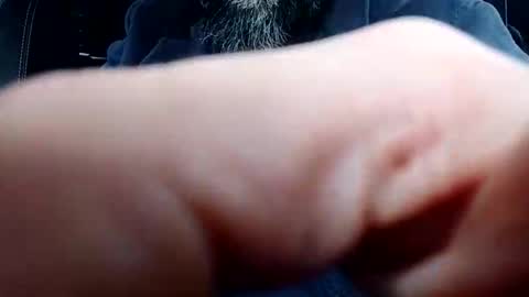 thesixpack_ online show from March 5, 1:51 pm