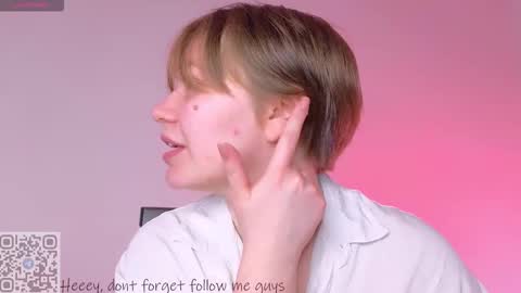 Lucia online show from March 19, 7:23 am