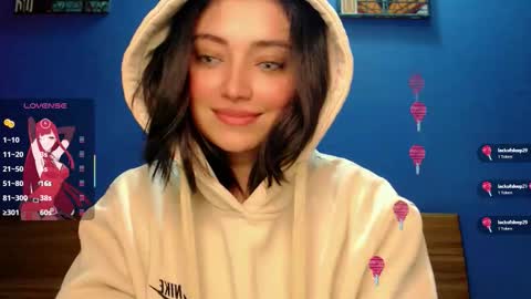 Snapshot of thesweethari chatting on December 14, 4:07 am I dont do real meetings My bio online show from December 14, 4:07 am