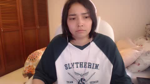 Mai online show from October 2, 2:24 pm