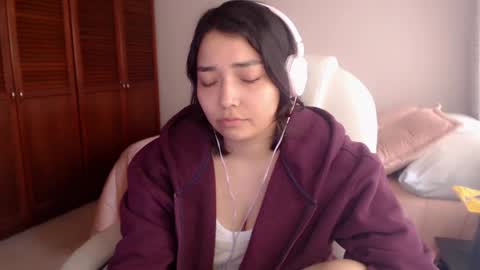 Mai online show from June 5, 4:02 pm