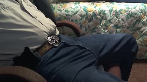 Snapshot of thetnguy chatting on December 1, 5:24 pm thetnguy online show from December 1, 5:24 pm