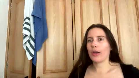 Nicole online show from October 18, 5:57 pm