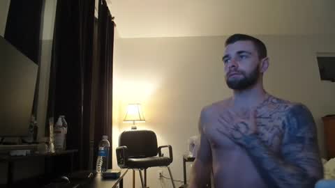 Snapshot of theufcfan_8181 chatting on February 5, 9:04 am troy online show from February 5, 9:04 am