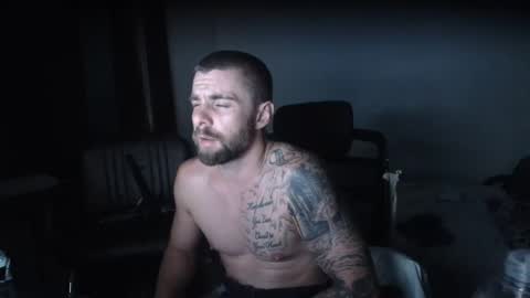 Snapshot of theufcfan_8181 chatting on October 20, 9:10 am troy online show from October 20, 9:10 am