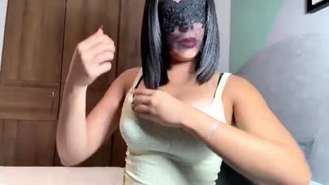 Snapshot of thevalentinanoir chatting on July 15, 2:06 am thevalentinanoir online show from July 15, 2:06 am