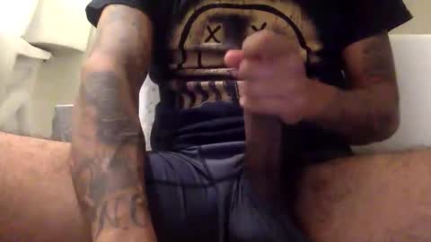 Snapshot of thevibez1 chatting on March 29, 3:50 am thevibez1 online show from March 29, 3:50 am