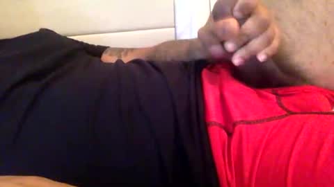 Snapshot of thevibez1 chatting on April 19, 5:01 pm thevibez1 online show from April 19, 5:01 pm
