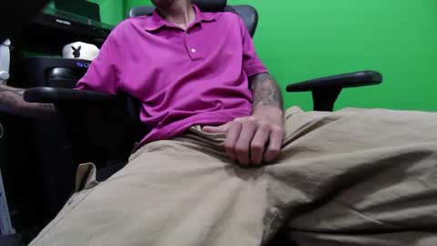 Snapshot of thevulvaaddict chatting on May 6, 6:57 pm TheVulvaAddict aka kuruptxxx online show from May 6, 6:57 pm