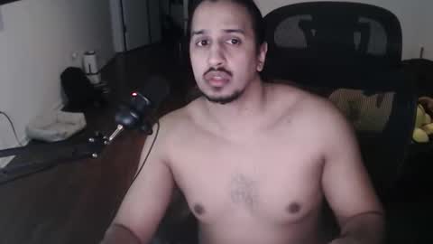 Snapshot of theworldisavampire09 chatting on May 6, 2:08 am Vampiro online show from May 6, 2:08 am