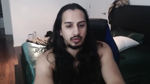 theworldisavampire2 online show from December 21, 7:03 am