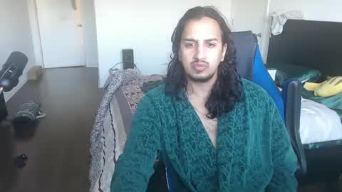 theworldisavampire2 online show from September 28, 8:03 pm