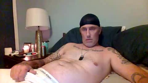 Snapshot of thezosk chatting on December 15, 12:09 pm The ZoSk online show from December 15, 12:09 pm