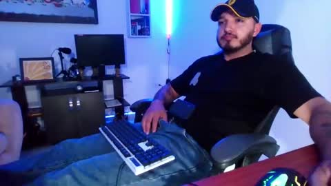 thiago_420 online show from May 16, 12:18 am