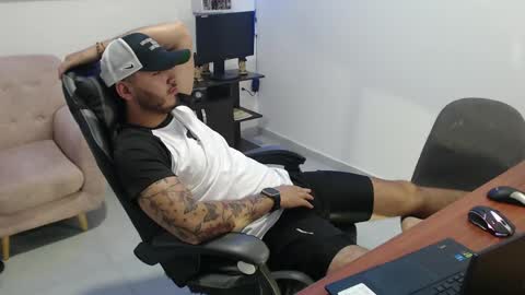 thiago_420 online show from May 28, 11:13 pm