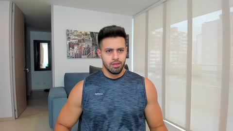 thiago_driussi online show from February 3, 12:47 pm