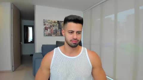 thiago_driussi online show from March 1, 9:48 pm