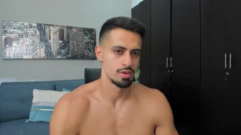 thiago_driussi online show from November 15, 11:10 pm